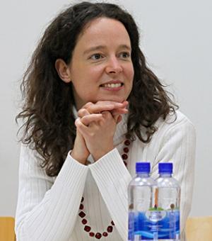 Professor Julia Mannherz